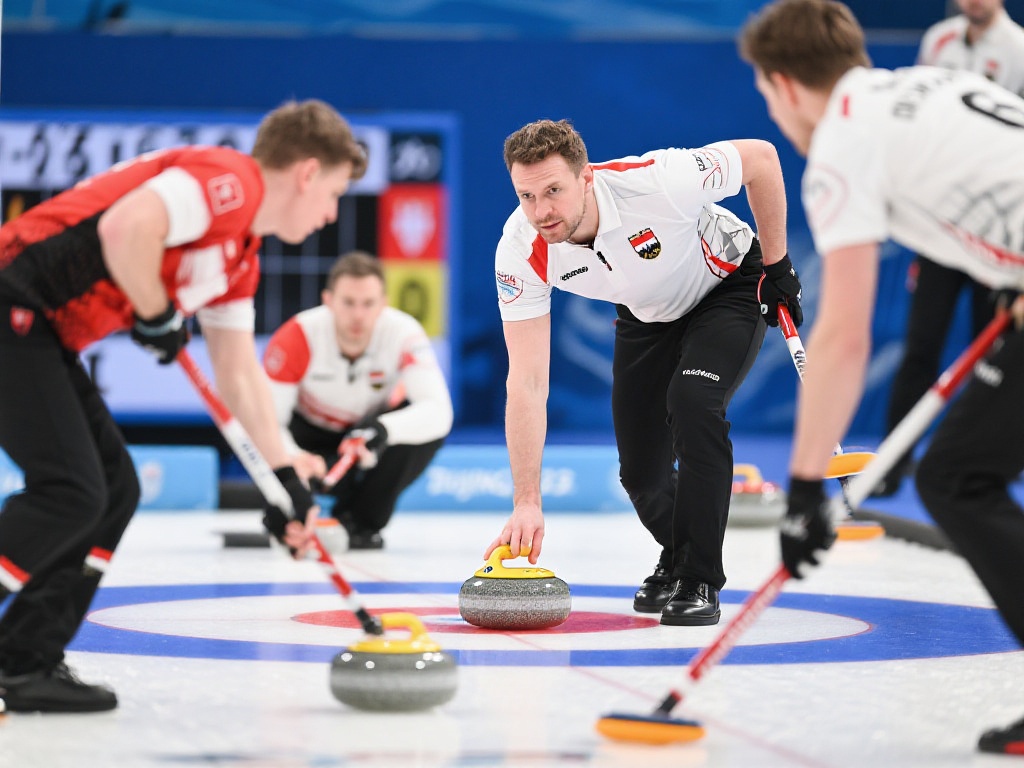 供了更多机 供了更多机